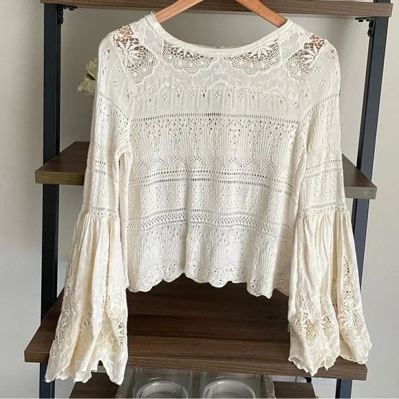 Free People Cream Crocheted Lace Bell Sleeve Top, Size XS Romantic Boho - Picture 4 of 15